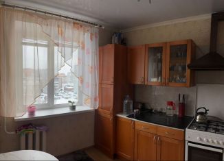 Продам 3-ком. квартиру, 68 м2, Вологодская область, улица Наседкина, 21