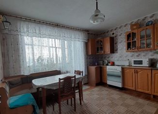 Продажа трехкомнатной квартиры, 81.1 м2, Омск, улица 10 лет Октября, 147