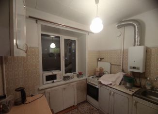 Продажа 3-комнатной квартиры, 50.4 м2, Казань, улица Аделя Кутуя, 2А