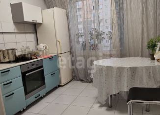 3-комнатная квартира на продажу, 65 м2, Тобольск, микрорайон 3Б, 25