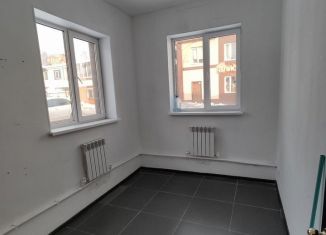 Сдаю помещение свободного назначения, 10 м2, Златоуст, улица Скворцова, 21