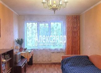 Продаю 3-ком. квартиру, 69 м2, Петергоф, Бобыльская дорога, 57