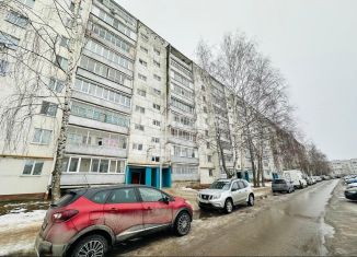 Продаю 2-комнатную квартиру, 49.9 м2, Зеленодольск, проспект Строителей, 40