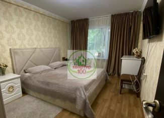 Продается 3-ком. квартира, 69.1 м2, Армавир, улица Каспарова, 3