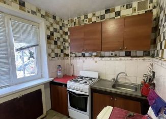 Продам 3-ком. квартиру, 59 м2, Новокуйбышевск, улица Ворошилова, 2А