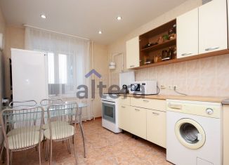 Продается 2-комнатная квартира, 67 м2, Татарстан, улица Юлиуса Фучика, 82