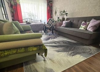 Продаю 1-ком. квартиру, 30 м2, Пермский край, улица Гагарина, 16