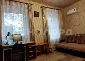 Продам 2-ком. квартиру, 43 м2, Ростов-на-Дону, Кировский район, Тургеневская улица, 76