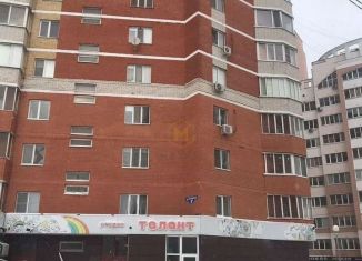 Продаю 3-ком. квартиру, 88 м2, Белгород, улица Есенина, 8А