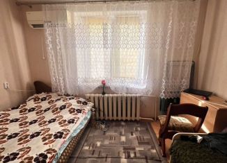 Продается двухкомнатная квартира, 50 м2, Армавир, Новороссийская улица, 58