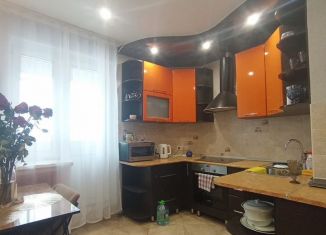 Сдается в аренду 2-комнатная квартира, 70 м2, Татарстан, Минская улица, 12