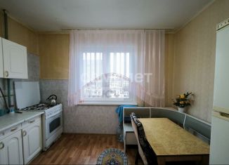 Аренда 3-ком. квартиры, 65 м2, Чувашия, улица Винокурова, 74