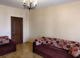 2-ком. квартира в аренду, 65 м2, Реутов, улица Октября, 18