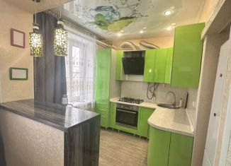 Сдается 3-ком. квартира, 56 м2, Новочеркасск, улица Фрунзе, 55