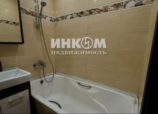 Продается трехкомнатная квартира, 58.6 м2, Москва, бульвар Маршала Рокоссовского, 42, Бульвар Рокоссовского