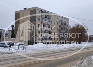 Продажа 3-комнатной квартиры, 69 м2, Добрянка, Советская улица, 88