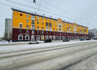 Сдам в аренду торговую площадь, 91 м2, Новосибирск, улица Авиастроителей, 13, метро Золотая Нива