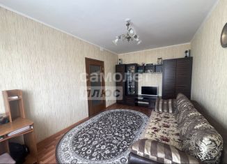 Продается 2-ком. квартира, 56.4 м2, Курск, проспект Вячеслава Клыкова, 82