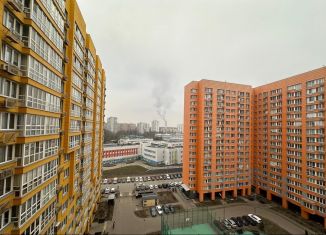 Продаю 3-ком. квартиру, 74.4 м2, Видное, Радужная улица, 2