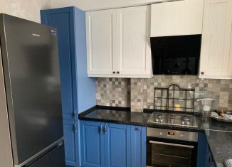 Продажа 2-ком. квартиры, 48 м2, Сочи, улица Макаренко, 8/12, микрорайон Заречный