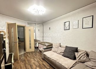 Продажа 2-ком. квартиры, 44 м2, Череповец, улица Краснодонцев, 42А