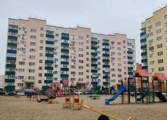 Продаю 1-ком. квартиру, 37 м2, посёлок городского типа Яблоновский, улица Гагарина, 192/1