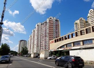 Продается 2-ком. квартира, 66.3 м2, Москва, улица Академика Анохина, 60, метро Тропарёво