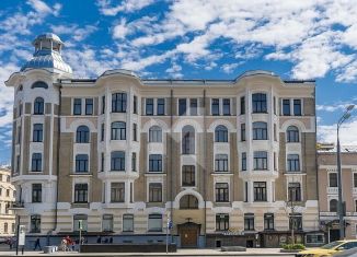 Продаю 4-комнатную квартиру, 210 м2, Москва, улица Спиридоновка, 27/24, Пресненский район