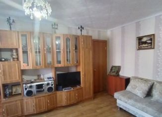 Продаю двухкомнатную квартиру, 42 м2, Белорецк, улица В. Косоротова, 14