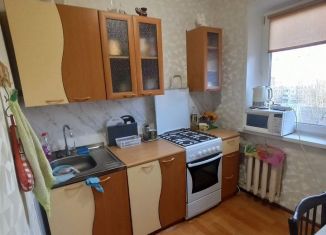 Продаю 1-ком. квартиру, 31 м2, Воскресенск, улица Зелинского, 5