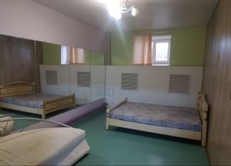 Сдаю помещение свободного назначения, 200 м2, Курская область, улица Герцена, 3