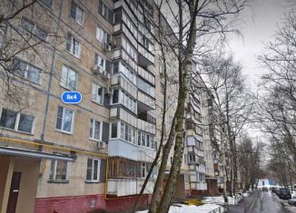 Продается трехкомнатная квартира, 56.2 м2, Москва, улица Молостовых, 8к4, метро Новокосино