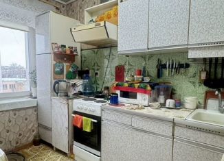 Продам 2-ком. квартиру, 52.6 м2, Кировская область, улица Воровского, 106