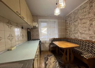 Продам 3-ком. квартиру, 60 м2, Старый Оскол, Комсомольский проспект, 33