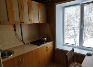 2-ком. квартира в аренду, 45 м2, Кашира, улица Победы, 9