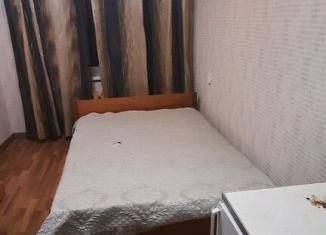 Сдам в аренду комнату, 12 м2, Череповец, Устюженская улица, 7