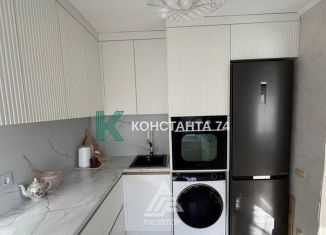 Продажа четырехкомнатной квартиры, 81.3 м2, Челябинск, улица 40-летия Победы, 40, Калининский район