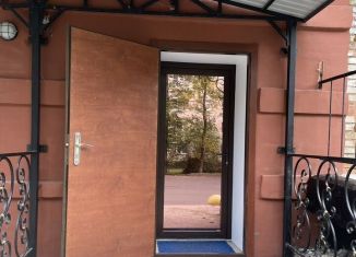 Сдаю помещение свободного назначения, 54.8 м2, Кириши, проспект Ленина, 3