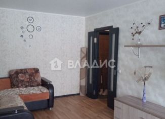 Сдаю 2-ком. квартиру, 51 м2, Лакинск, улица Текстильщиков, 2