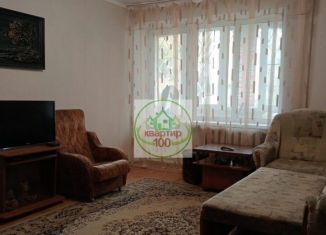 Продам двухкомнатную квартиру, 52 м2, Армавир, улица Ефремова, 133