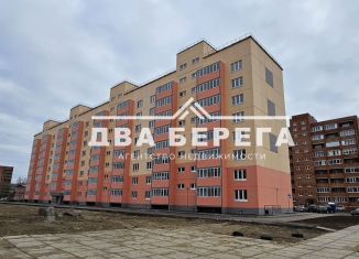 Продам 2-ком. квартиру, 68 м2, Омская область, 2-я Трамвайная улица, 41