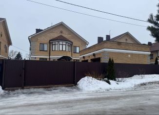 Продам коттедж, 330 м2, посёлок городского типа Васильево, Радужная улица, 23