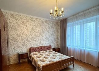 Сдам 2-ком. квартиру, 85 м2, Москва, Новочерёмушкинская улица, 60к2