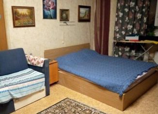 Сдам в аренду 1-комнатную квартиру, 52 м2, Москва, улица Островитянова, 9, метро Тропарёво