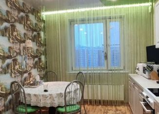 Продам 3-ком. квартиру, 75 м2, Видное, Завидная улица, 11