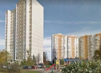 Продается 2-ком. квартира, 55.7 м2, Москва, метро Волоколамская, улица Генерала Белобородова, 16