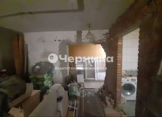 Продам 3-ком. квартиру, 81 м2, Каменск-Шахтинский, улица Ворошилова, 139А