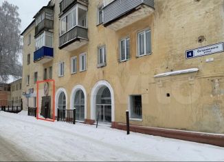 Продам торговую площадь, 122.4 м2, Кирово-Чепецк, улица Островского, 4