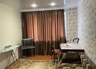 Продам 3-ком. квартиру, 58 м2, Белгородская область, улица Лазарева, 8