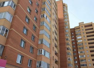 Продается 2-ком. квартира, 70.4 м2, Пермь, улица Ивана Франко, 44